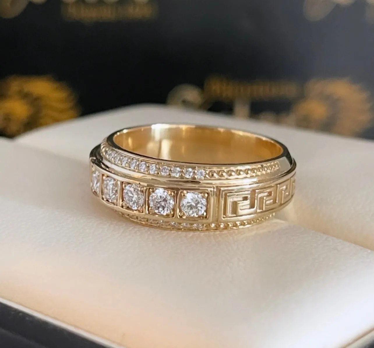 Lab grown diamond band