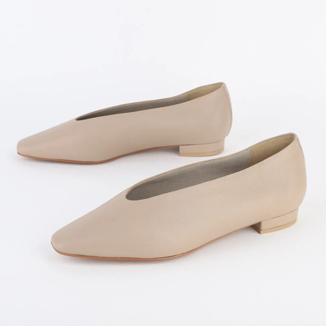 *LETSBE - light beige. 1.5cm size UK 2